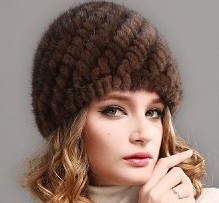 шапка из вязанной норки