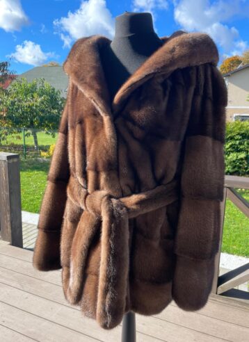 [:ru]Эксклюзивные шубы из Греции[:LV]Ekskluzīvi kažoki no Grieķijas[:en]Exclusive fur coats from Greece