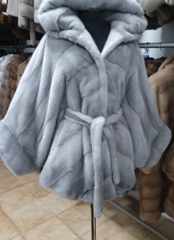 Mink coat (brown, black, sapphire, silver, palomino) bat, with hood and belt