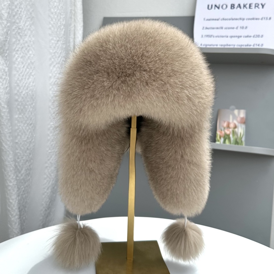 Moteriška lapės kailio kepurė-bomberis su ausų apsauga - Image 2