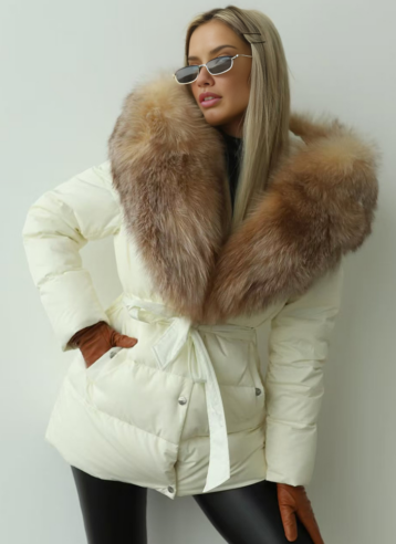 Moteriška žieminė parka su lapės kailiu ir žąsų pūkais